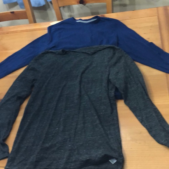 Old Navy Other - 2 Old Navy Mens Soft Washed Long Sleeved T-Shirts